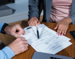 Cláusulas essenciais em um contrato - TJ Advocacia